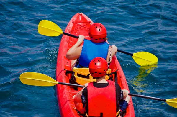 Top kayaks gonflables 3 places : les choix incontournables